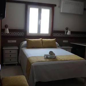 La Conileña Pensión Conil De La Frontera