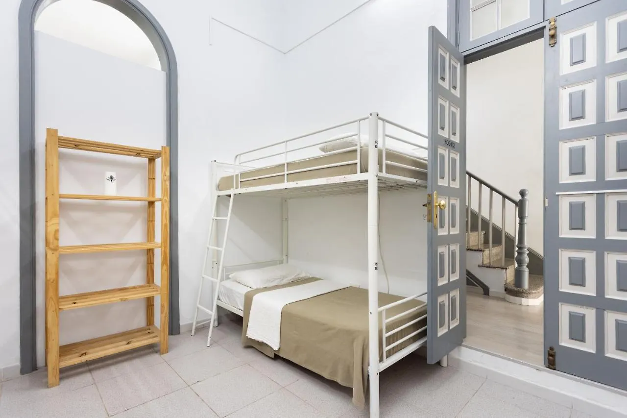 Wanderlust Hostel Santa Cruz de Tenerife Spain