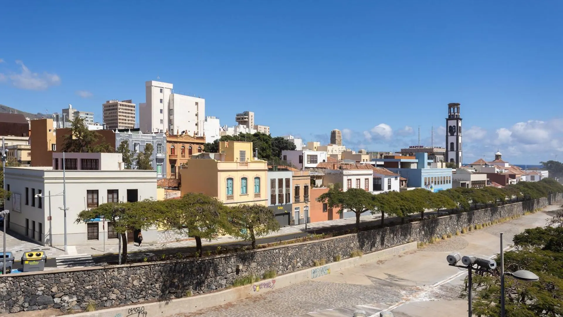 Wanderlust Hostel Santa Cruz de Tenerife 0*,  Spain